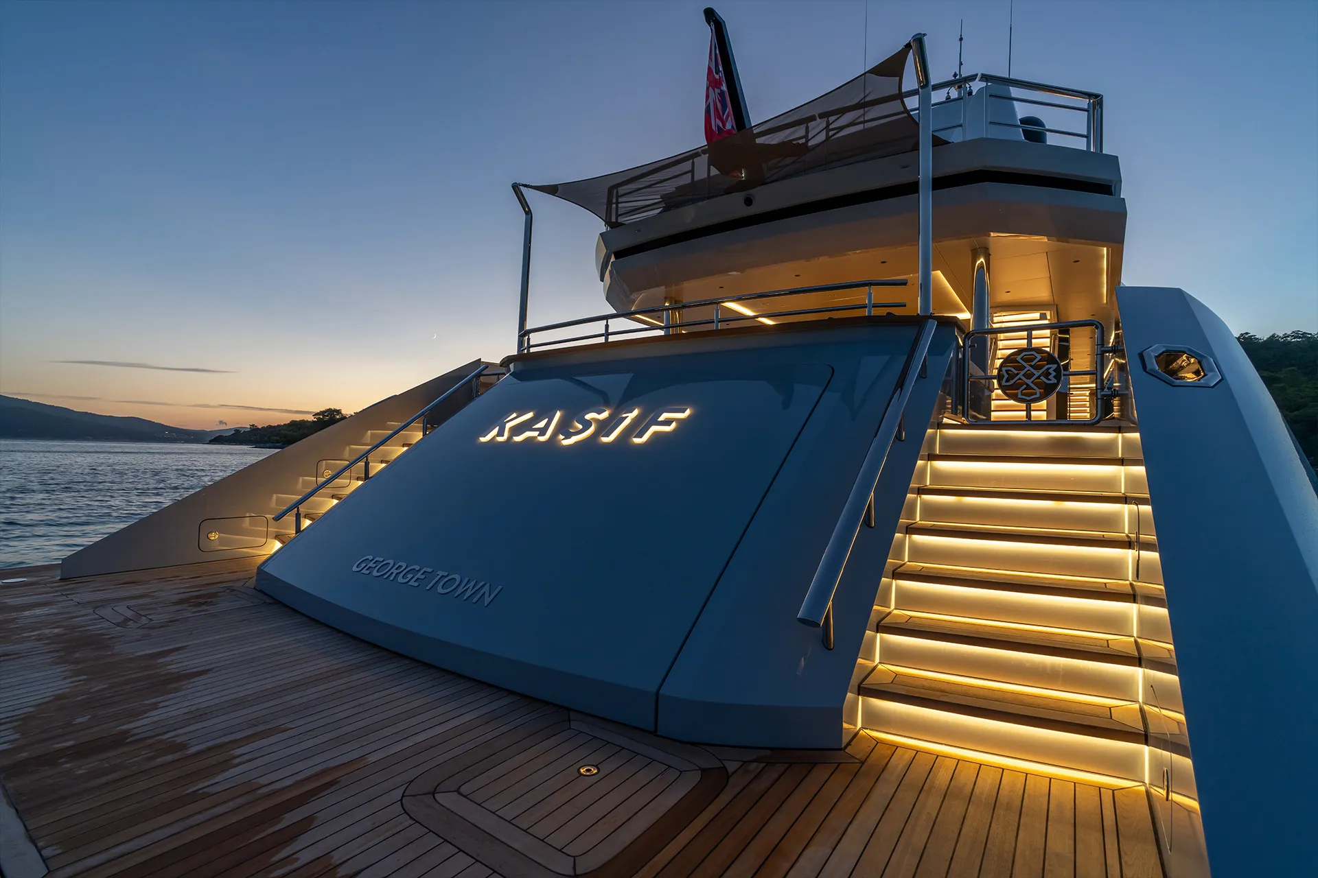 Kaşif underway